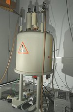 Bruker NMR 200 MHz